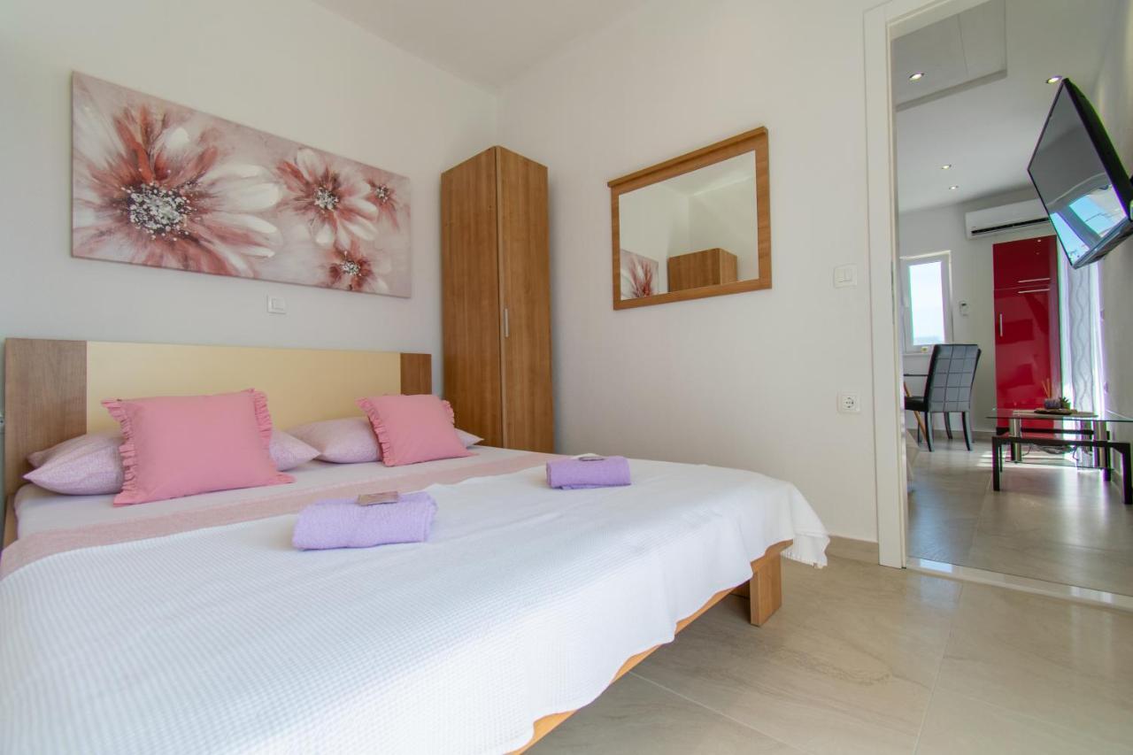 Apartmani Lavanda Centar Макарска Экстерьер фото