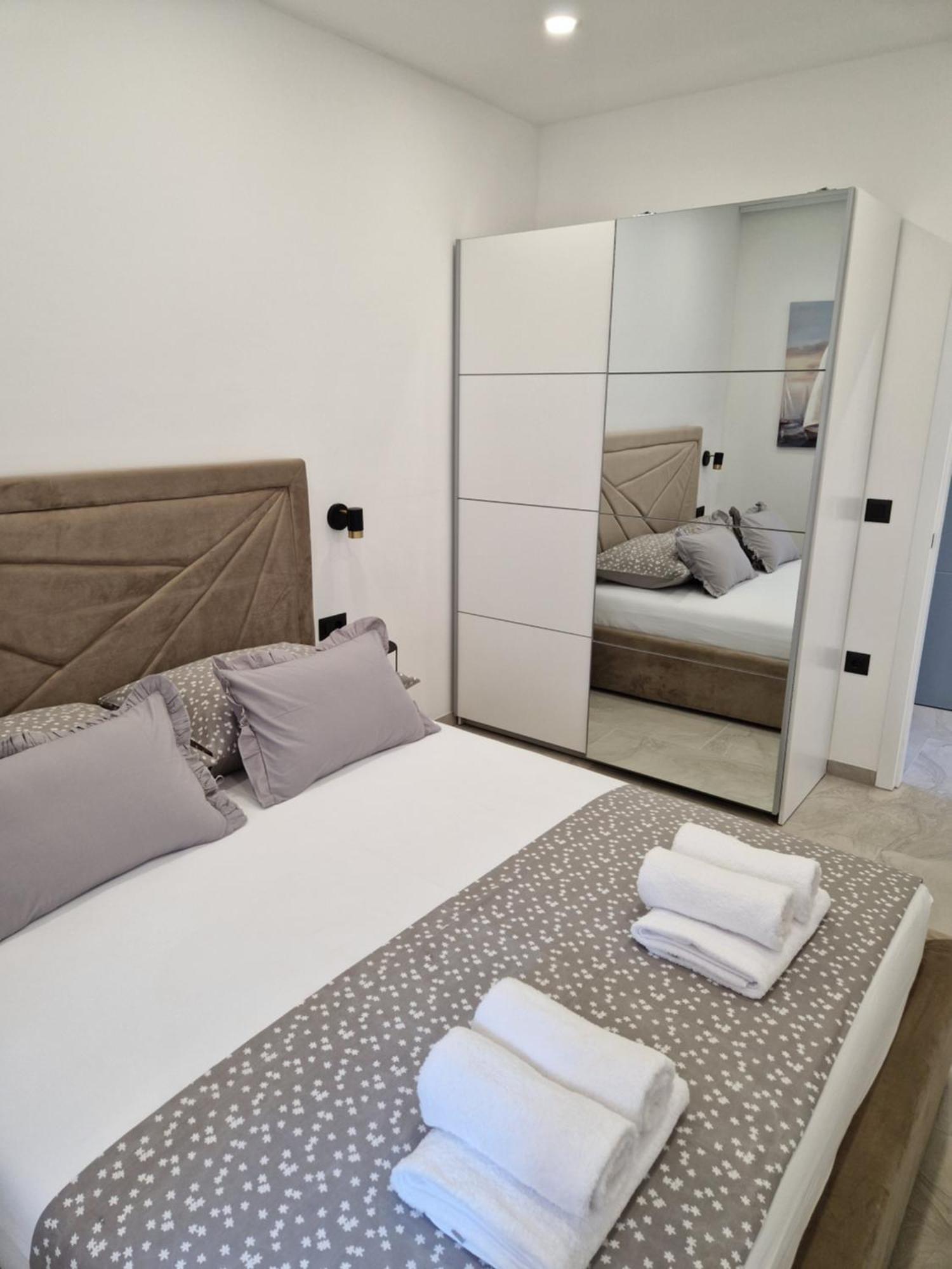 Apartmani Lavanda Centar Макарска Экстерьер фото