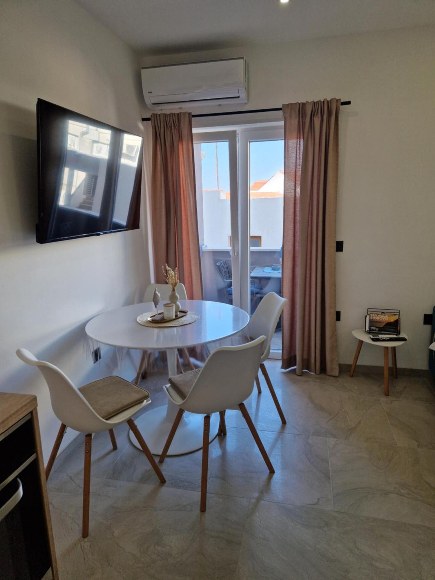 Apartmani Lavanda Centar Макарска Экстерьер фото